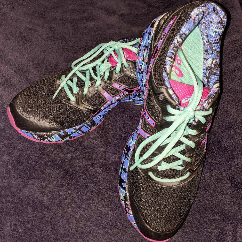 Asics Gel Pheonix 9.5